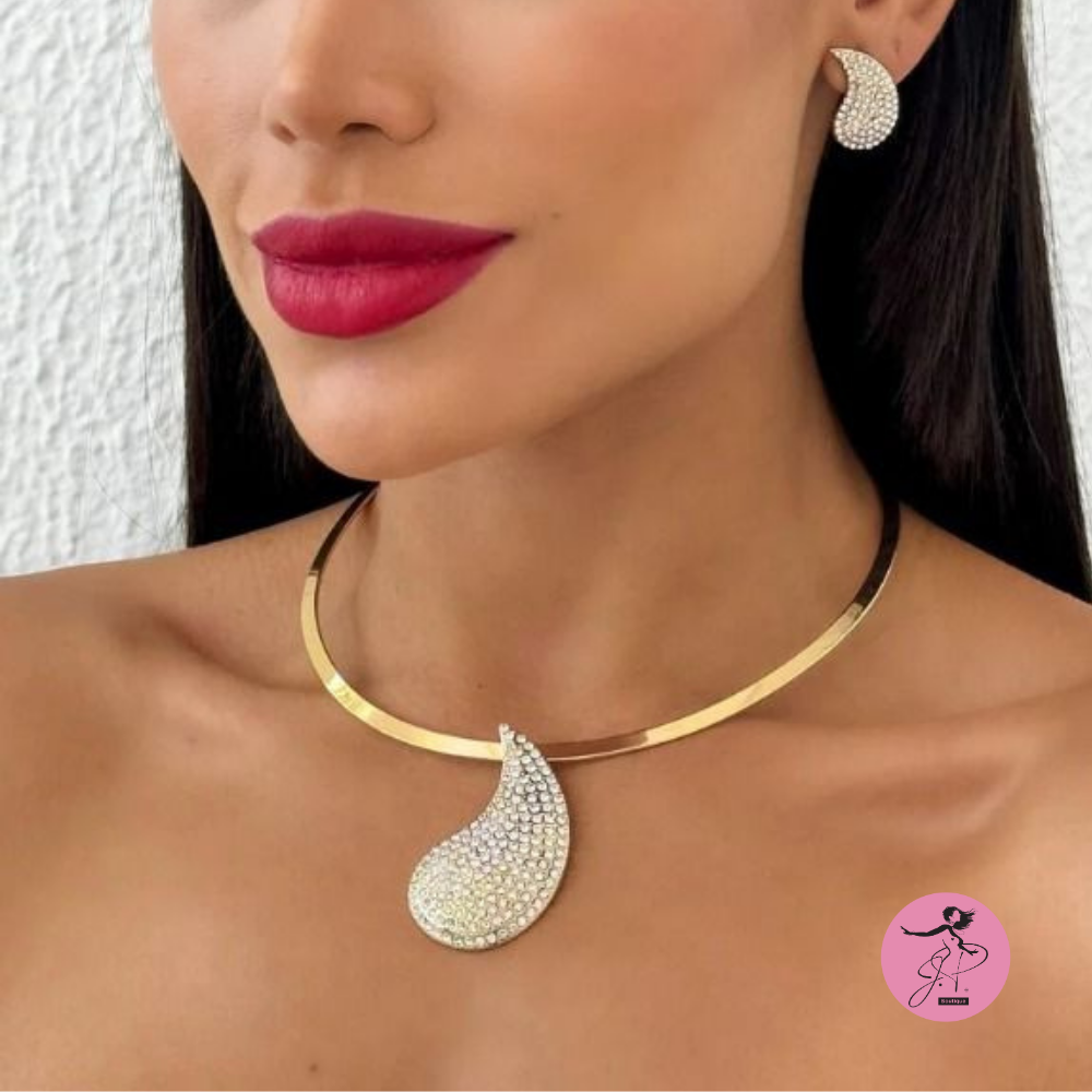 Conjunto Folheado a Ouro 18K -Strass